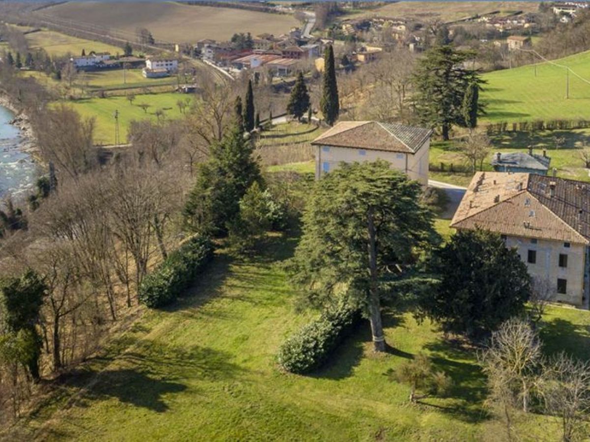 Al di là del Fiume