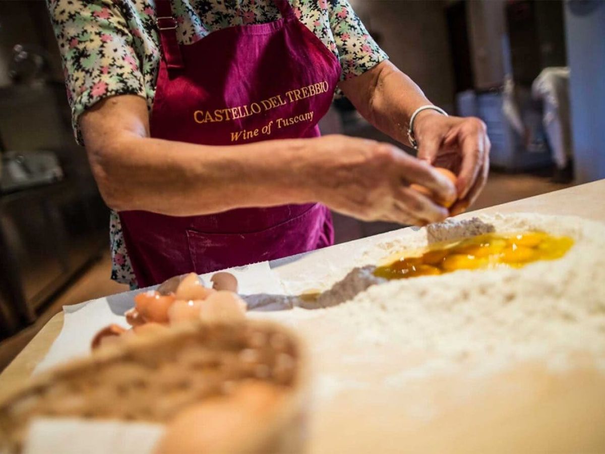 Castello Trebbio – Mani in pasta