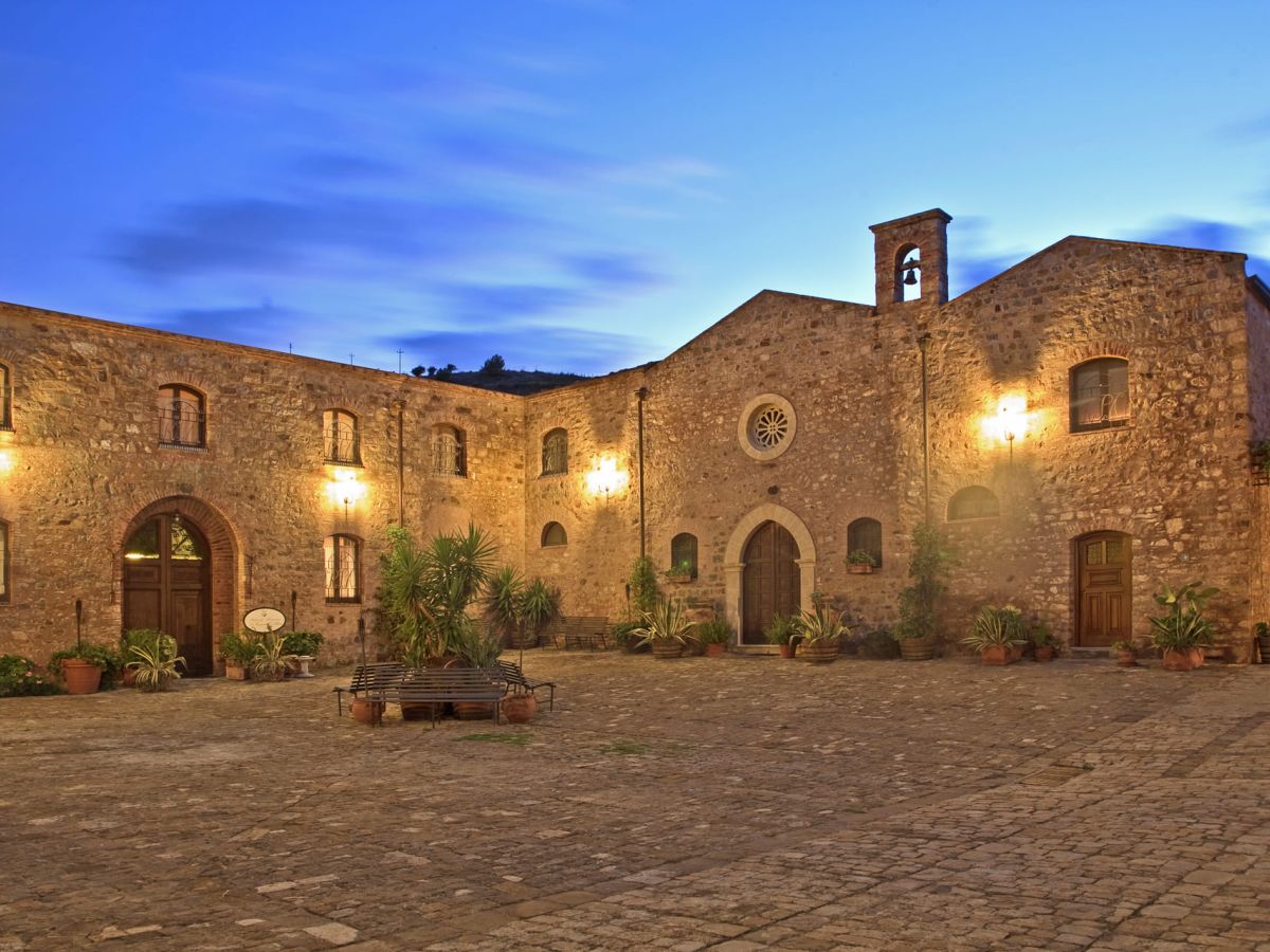 Abbazia Santa Anastasia